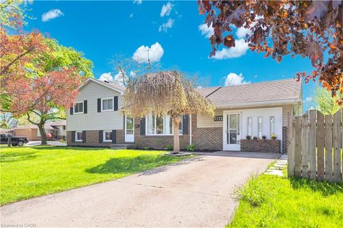3173 Sussex Crt, Windsor, ON, N8T2C5 | Card Image