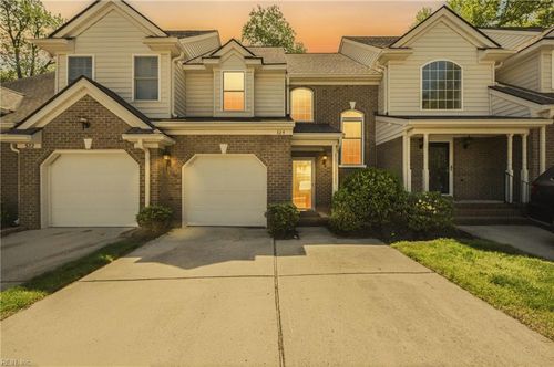 324 Hillside Ter, Newport News, VA, 23602-7574 | Card Image