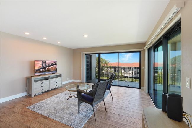 433 - 433 Mariner Dr, Condo with 2 bedrooms, 2 bathrooms and null parking in Tarpon Springs FL | Image 38