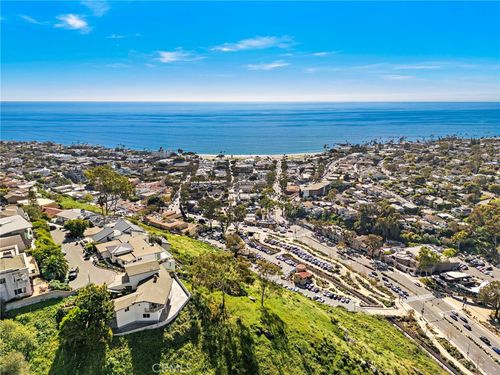 696 Mystic Vw, Laguna Beach, CA, 92651 | Card Image