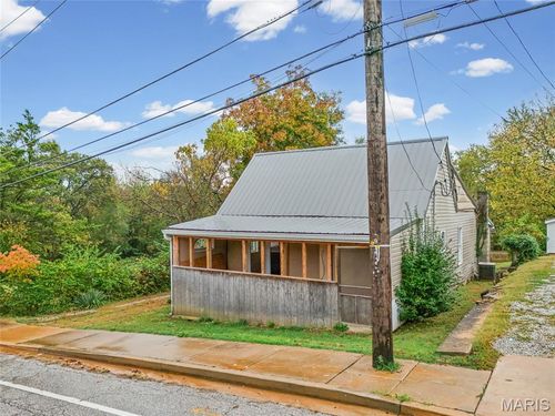 913 Boyd St, De Soto, MO, 63020-1623 | Card Image