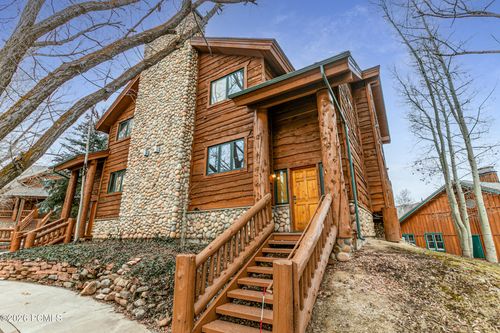 8c-3984 N Timberwolf Ln, Park City, UT, 84098 | Card Image