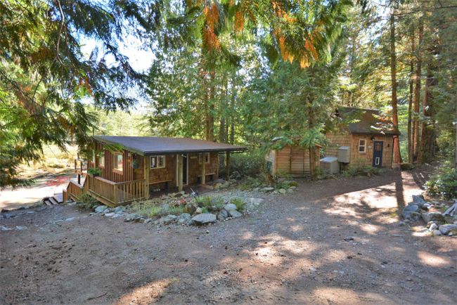 13366 Oyster Bay Road, House other with 2 bedrooms, 1 bathrooms and null parking in Garden Bay BC | Image 4