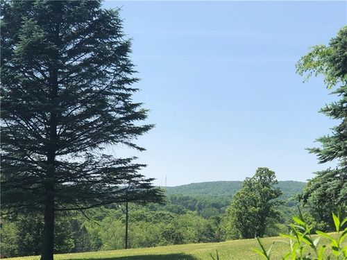 26171 Old Mill Rd, Chalk Hill, PA, 15421 | Card Image