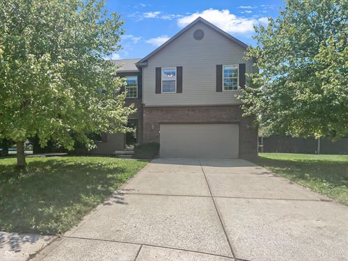 1463 Pippin Ct, Avon, IN, 46123-7541 | Card Image
