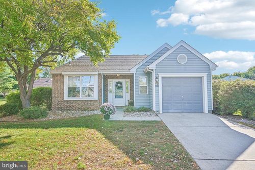 506 Violet Ct, MOUNT LAUREL, NJ, 08054-4925 | Card Image