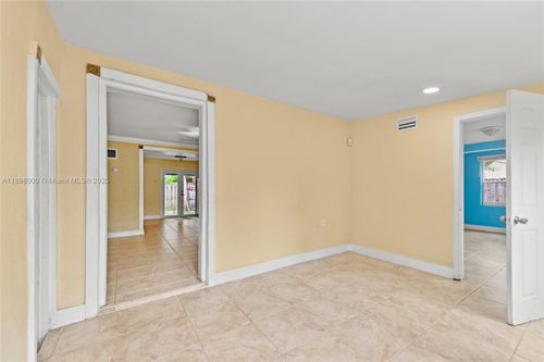 1835 Nw 85th St, Miami, FL, 33147-4269 | Card Image