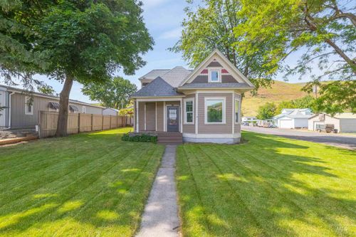 410 High St, Pomeroy, WA, 99347-9704 | Card Image
