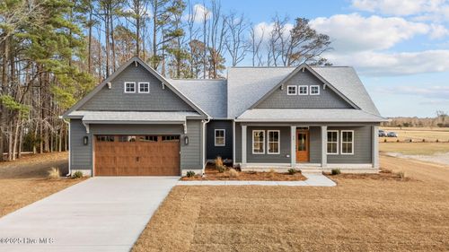 98 E Morning Glory Dr, Minnesott Beach, NC, 28510-5013 | Card Image