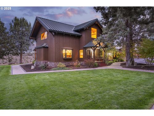 18495 Crawford Trl, Sisters, OR, 97759-0019 | Card Image