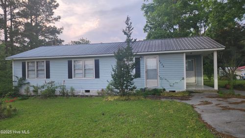 2720 Loop Rd, Loris, SC, 29569-6218 | Card Image