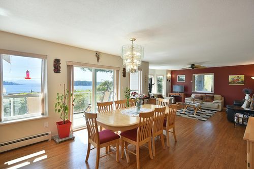 6502 Sunshine Coast Highway, Sechelt, BC, V7Z0M9 | Card Image