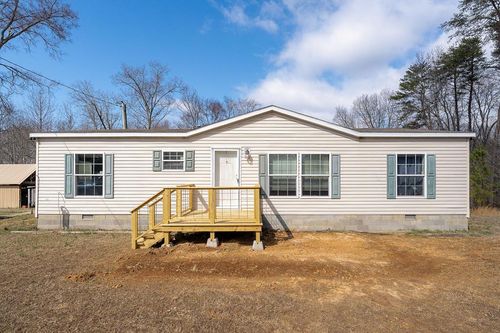 582 Doug Luna Rd, Walling, TN, 38587-5215 | Card Image