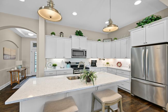 1502 Paddock Ct, Condo with 2 bedrooms, 2 bathrooms and null parking in OCONOMOWOC WI | Image 6