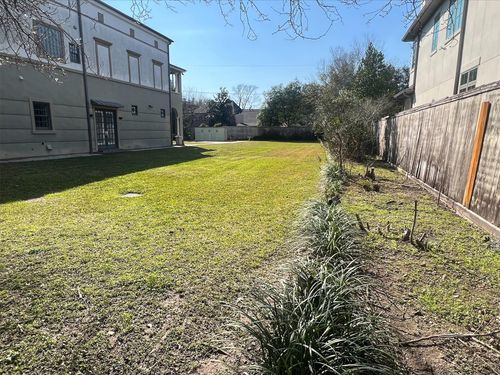 6626 Brompton Rd, West University Place, TX, 77005-3906 | Card Image