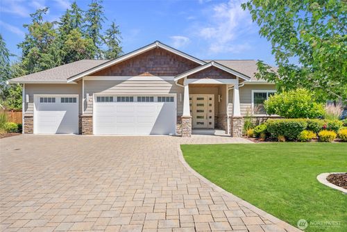 6105 132nd Street Ct Nw, Gig Harbor, WA, 98332-5005 | Card Image