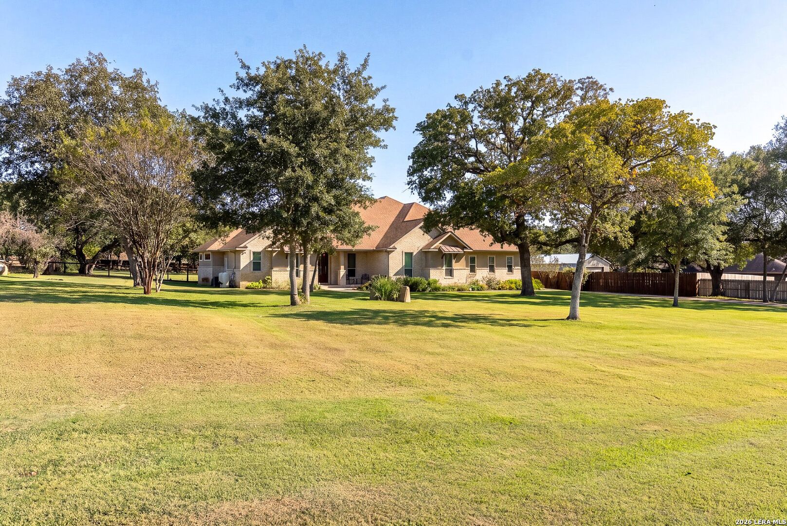 Residential in La Vernia 5