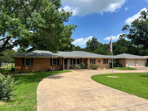 720 Robindale Ln, Fairfield, TX, 75840-1916 | Card Image
