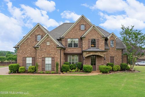 8677 Shallow Creek Drive, Olive Branch, MS, 38654 | Card Image