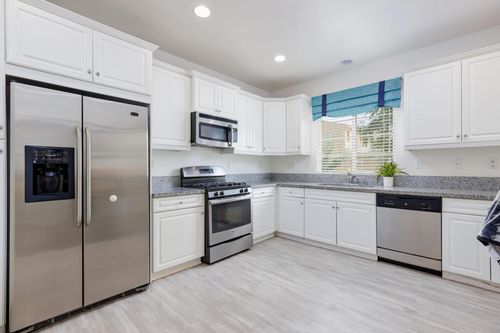 444 Via De La Paz, Palm Desert, CA, 92211-5700 | Card Image