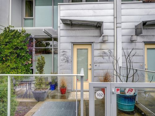 102-379 Tyee Rd, Victoria, BC, V9A0B4 | Card Image