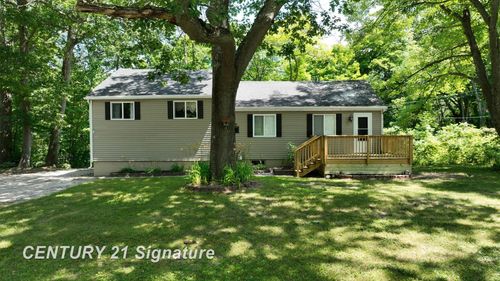 1699 S Us Highway 23, Tawas City, MI, 48763-8710 | Card Image