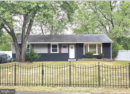 11 Chippewa Trl, BROWNS MILLS, NJ, 08015-6466 | Card Image