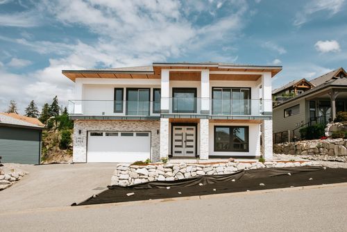 5964 Barnacle St, Sechelt, BC, V7Z0V4 | Card Image