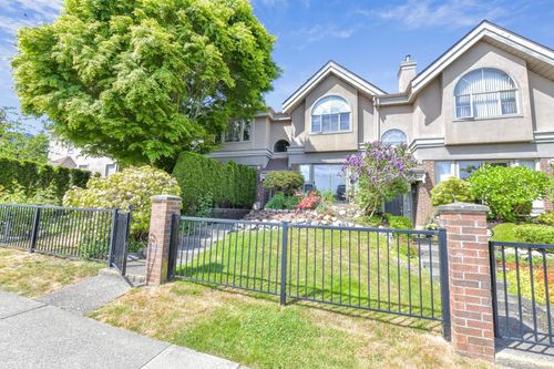 15415 Russell Avenue, White Rock, BC, V4B2R5 | Card Image