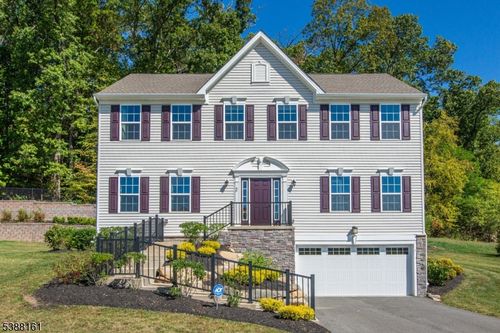 2 Zachary Dr, Landing, NJ, 07850-1690 | Card Image