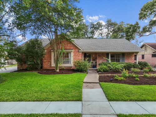 431 Shadow Creek Dr, El Lago, TX, 77586-6015 | Card Image