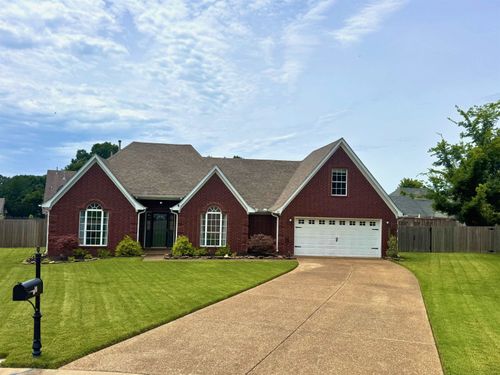 40 Royal View Cv, Oakland, TN, 38060-3457 | Card Image