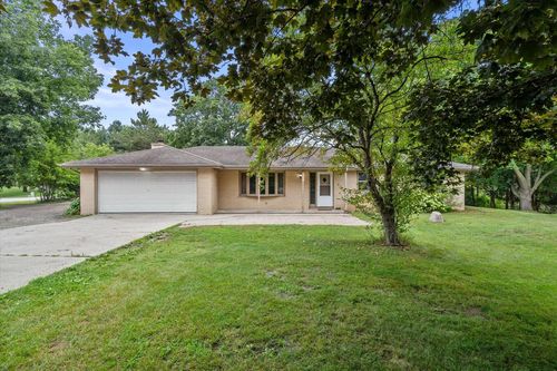 1525 County Highway A, Farmington, WI, 53090 | Card Image