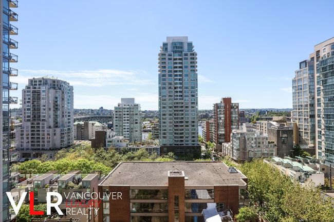 1001 - 888 Pacific Street, Condo with 2 bedrooms, 2 bathrooms and 1 parking in Vancouver BC | Image 17
