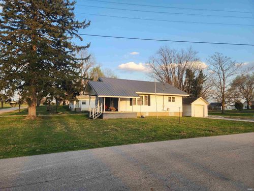 516 John St, Plainville, IN, 47568-9618 | Card Image