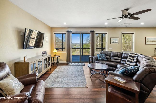 430 Larayne Holw, House other with 3 bedrooms, 3 bathrooms and null parking in Sharps Chapel TN | Image 34