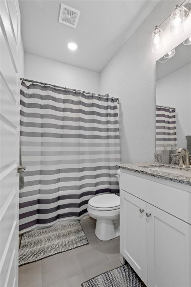 19 Coylton Drive, For Sale in Bella Vista Zoocasa