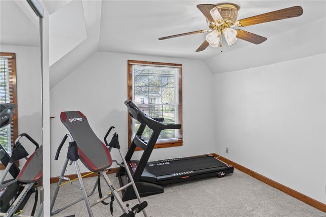 708 N Giddings Ave, House other with 3 bedrooms, 2 bathrooms and 2 parking in Jerseyville IL | Image 52