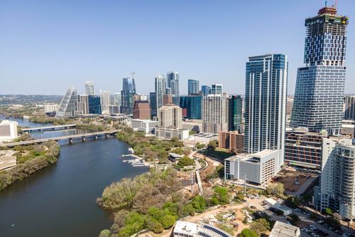 apt-1901-70 Rainey St, Austin, TX, 78701-4745 | Card Image