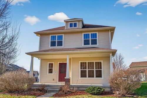 8903 White Coral Way, MIDDLETON, WI, 53562-4242 | Card Image