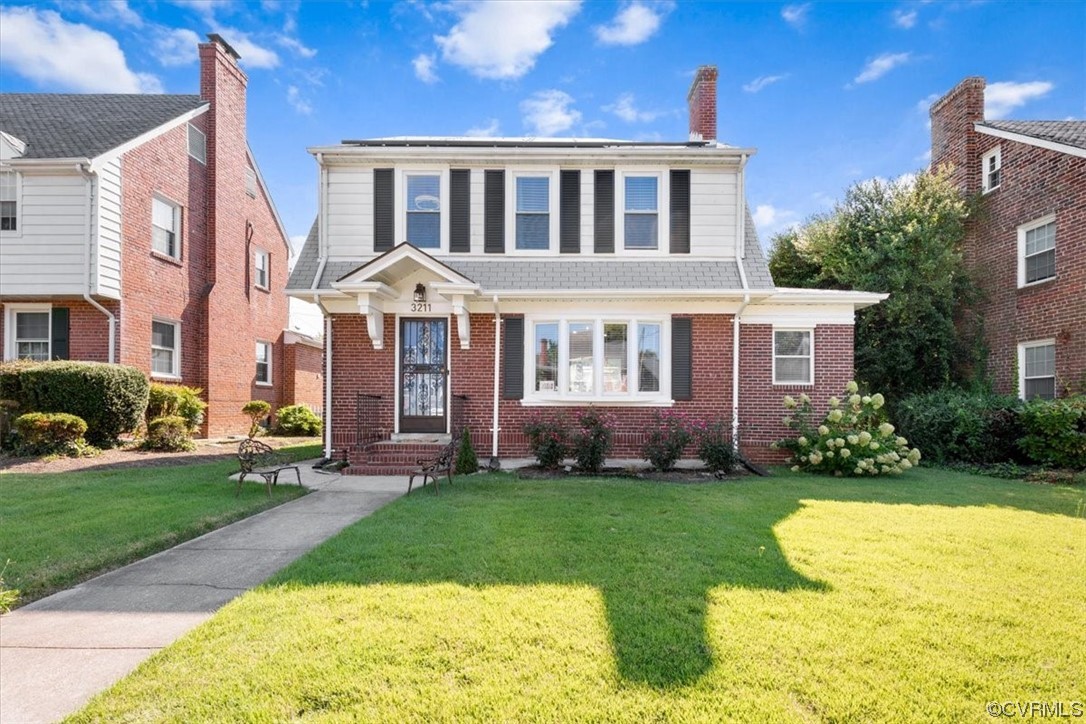 3211 Edgewood Avenue, Sold in Richmond Zoocasa