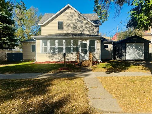 208 2nd St Se, Little Falls, MN, 56345-3015 | Card Image