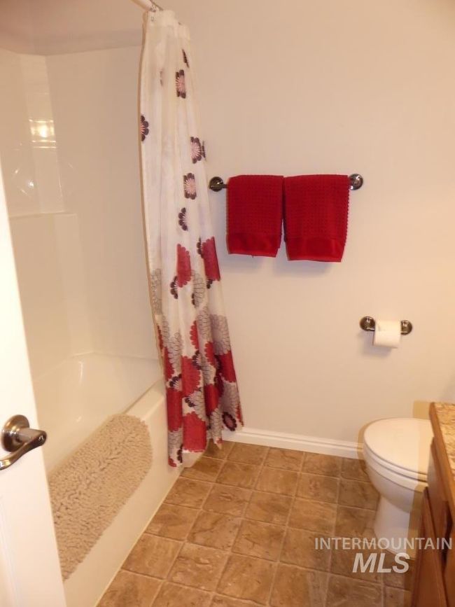 UNIT-1 - 24 Mangum Cir, Townhouse with 3 bedrooms, 2 bathrooms and 2 parking in Donnelly ID | Image 27