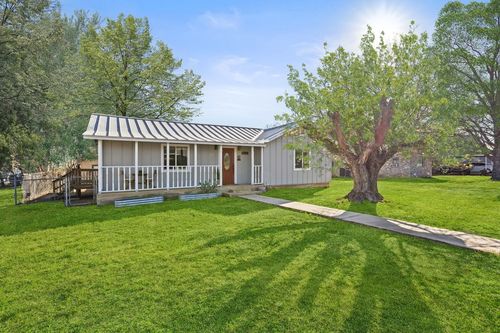 601 W Cypress, Johnson City, TX, 78636-5493 | Card Image