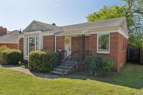 1102 Fenwick Pl, Nichols Hills, OK, 73116-6410 | Card Image