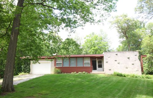 900 W Winding Rd, Rensselaer, IN, 47978-7282 | Card Image