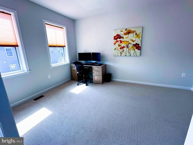 18989 Coral Reef Sq, Townhouse with 3 bedrooms, 3 bathrooms and null parking in Lansdowne VA | Image 23