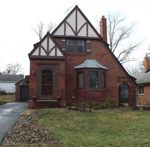 1734 Glenridge Rd, Euclid, OH, 44117-2246 | Card Image