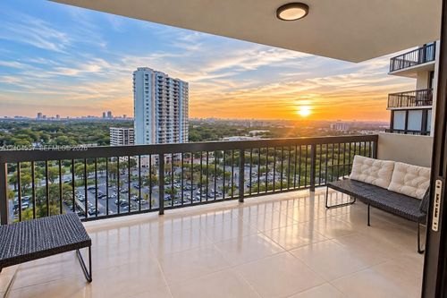 1808-2333 Brickell Ave, Miami, FL, 33129-2414 | Card Image