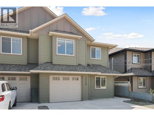 1725 Parkcrest Ave, Kamloops, BC, V2B4W8 | Card Image